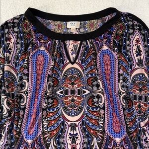 ECI Woman Cold Shoulder Paisley Stretch Blouse Keyhole Neck 3/4 Sleeves